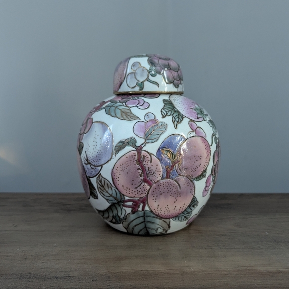 Vintage Toyo Ginger Jar - Picture 3 of 11